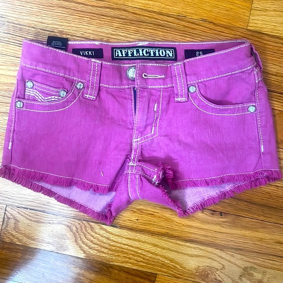 Affliction Women's Denim Shorts VIKKI IRIS PINK Short last pick color true - Picture 4 of 4